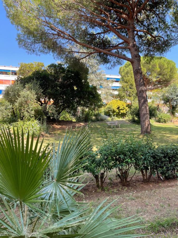 Frejus Plage - 50M2 Au Calme, Tout A Pieds Exterior foto